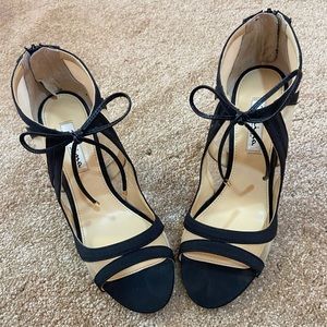 Nina Black 4 inch Heel Zips in back with bow tie